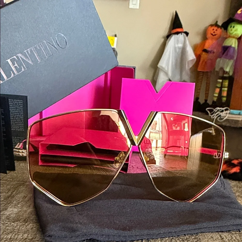 Valentino V Hexagon Glasses and  Black Leather Crossbody